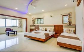 Hotel Golden Palms